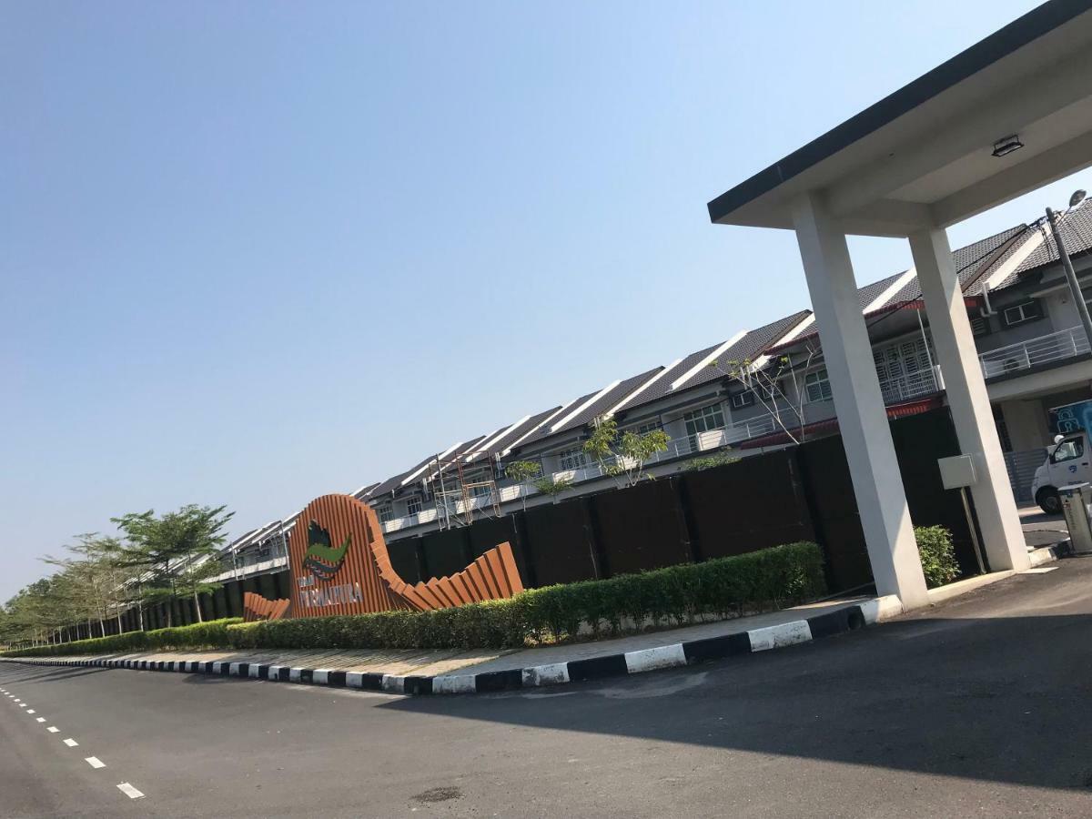 Bedong Golf Villa Bedung Bagian luar foto